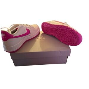 Nike White and Pink Sneakers Stylish Athletic Shoes